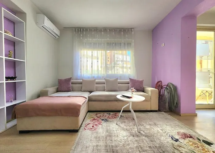 Skanderbeg Deluxe Flat W 24h Check In דירה *