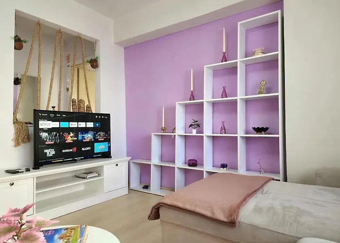 Apartmán Skanderbeg Deluxe Flat W 24h Check In *
