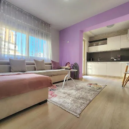 Skanderbeg Deluxe Flat W 24h Check In *