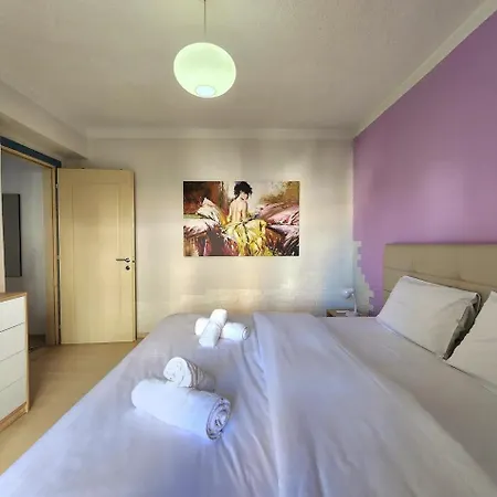 Skanderbeg Deluxe Flat W 24h Check In تيرانا