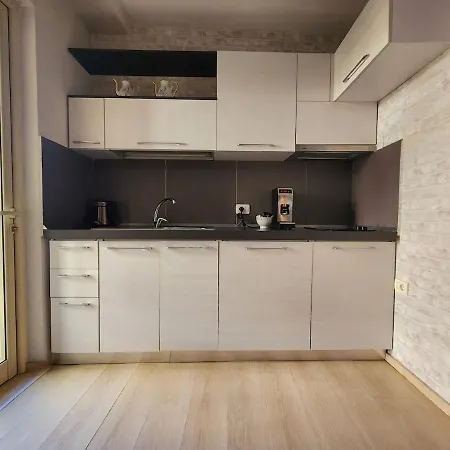 شقة Skanderbeg Deluxe Flat W 24h Check In تيرانا