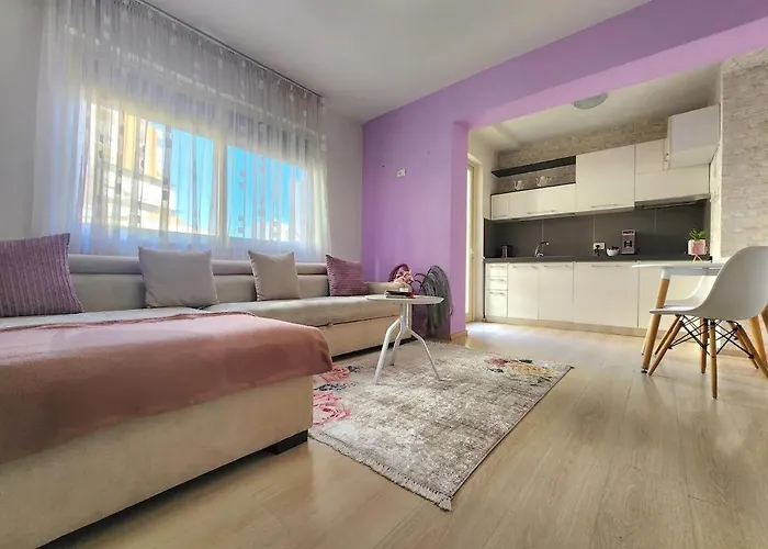 Skanderbeg Deluxe Flat W 24h Check In *